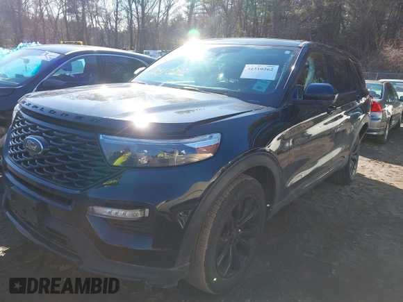 2022 Ford Explorer ST-Line with VIN 1FMSK8KH2NGB26827, listed as a IAAI auction lot 41510262 with 52,275 mi miles. Bid and sale history available at carsss.com. Image 17.