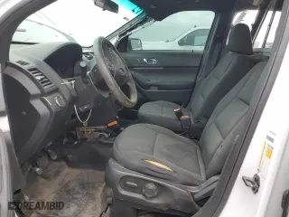 2017 Ford Police Interceptor Utility with VIN 1FM5K8AT8HGA63739, listed as a Copart auction lot 50907305 with 117,860 mi miles and Salvage Title. Bid and sale history available at carsss.com. Image 7.