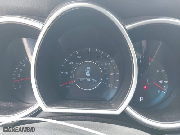 2015 Kia Optima LX with VIN 5XXGM4A7XFG452440, listed as a IAAI auction lot 41917552 with 68,470 mi miles. Bid and sale history available at carsss.com. Image 7.