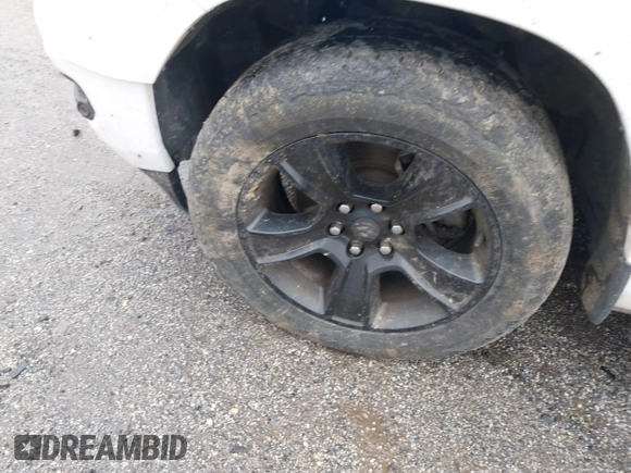 2020 Ram 1500 Big Horn z VIN 1C6SRFFT8LN207821, wystawiony jako IAAI lot #42254465 z przebiegiem 71 158 mil mil oraz . Historia ofert i sprzedaży dostępna na DreamBid. Obrazek 11.