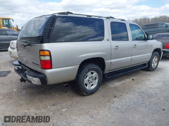 2004 Chevrolet Suburban LS with VIN 3GNEC16Z74G119360, listed as a IAAI auction lot 41837768 with 266,029 mi miles. Bid and sale history available at carsss.com. Image 4.