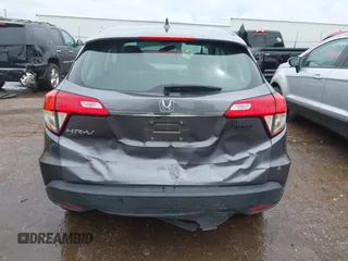 2021 Honda HR-V LX with VIN 3CZRU5H30MM725487, listed as a IAAI auction lot 42164655 with 110,080 mi miles. Bid and sale history available at carsss.com. Image 16.
