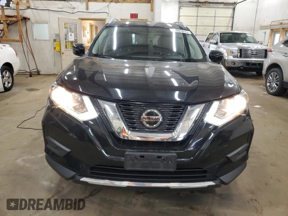 2018 Nissan Rogue SV with VIN JN8AT2MV9JW306470, listed as a Copart auction lot 53805415 with 140,464 mi miles and Salvage Title. Bid and sale history available at DreamBid. Image 5.