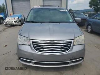2013 Chrysler Town & Country Touring with VIN 2C4RC1BG9DR547648, listed as a Copart auction lot 65231974 with 137,521 mi miles and Salvage Title. Bid and sale history available at carsss.com. Image 5.