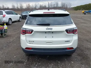 2019 Jeep Compass Latitude with VIN 3C4NJDBB6KT839035, listed as a IAAI auction lot 41864722 with Not Provided miles and . Bid and sale history available at carsss.com. Image 15.