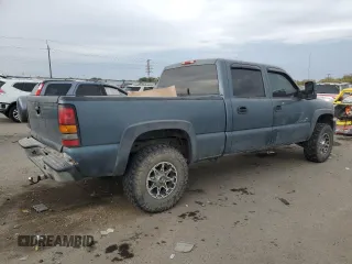 2007 GMC Sierra 1500HD SLE z VIN 1GTGK13U77F166178, wystawiony jako Copart lot #76410084 z przebiegiem 130 978 mil mil oraz Szkody całkowita. Historia ofert i sprzedaży dostępna na DreamBid. Obrazek 3.