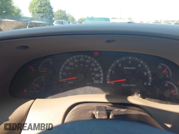 2000 Ford F-150 XL z VIN 1FTZF1723YNA11897, wystawiony jako IAAI lot #42806638 z przebiegiem Nie podano mil oraz . Historia ofert i sprzedaży dostępna na DreamBid. Obrazek 7.