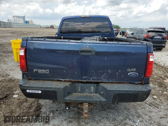 2008 Ford F-250 XL with VIN 1FTNF20588EE00477, listed as a Copart auction lot 61615835 with 351,235 mi miles and Salvage title. Bid and sale history available at DreamBid. Image 6.