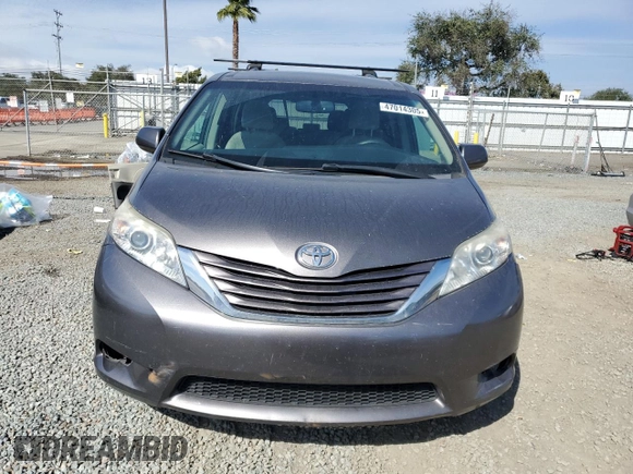 2017 Toyota Sienna LE with VIN 5TDJZ3DC0HS162025, listed as a Copart auction lot 47014305 with 192,528 mi miles and Salvage Title. Bid and sale history available at carsss.com. Image 5.