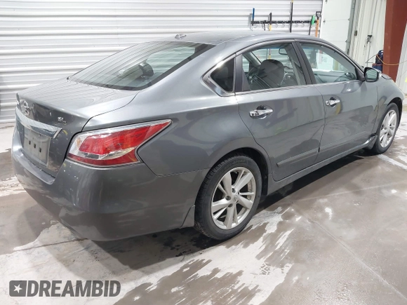 2015 Nissan Altima SL with VIN 1N4AL3AP6FN350890, listed as a IAAI auction lot 41521506 with 124,672 mi miles and . Bid and sale history available at DreamBid. Image 4.