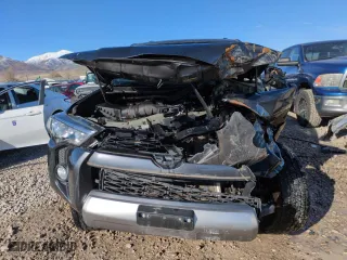 2019 Toyota 4Runner SR5 with VIN JTEBU5JR9K5675869, listed as a Copart auction lot 46940085 with 0 mi miles and Salvage Title. Bid and sale history available at carsss.com. Image 5.