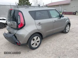 2014 Kia Soul with VIN KNDJN2A24E7026133, listed as a IAAI auction lot 42050362 with 134,454 mi miles. Bid and sale history available at carsss.com. Image 4.