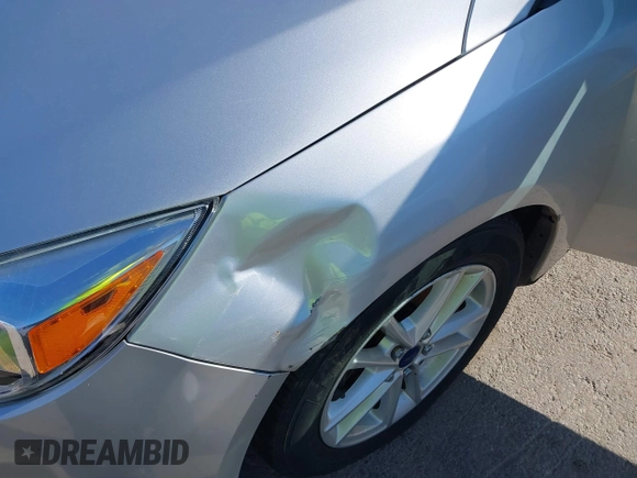 2016 Ford Focus SE with VIN 1FADP3F28GL389377, listed as a IAAI auction lot 42135996 with 172,278 mi miles. Bid and sale history available at carsss.com. Image 13.