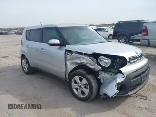 2019 Kia Soul with VIN KNDJN2A28K7023246, listed as a IAAI auction lot 41724935 with 59,580 mi miles. Bid and sale history available at carsss.com. Image 1.