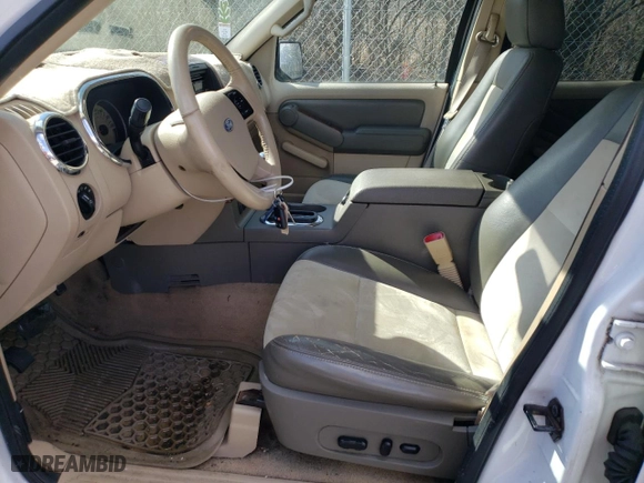 2006 Ford Explorer Eddie Bauer with VIN 1FMEU74E26UA86384, listed as a Copart auction lot 46114405 with 215,873 mi miles and Clean Title. Bid and sale history available at carsss.com. Image 7.
