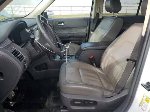 2016 Ford Flex SEL z VIN 2FMGK5C8XGBA08313, wystawiony jako Copart lot #47081805 z przebiegiem 121 848 mil mil oraz Czysty tytuł • Clean title. Historia ofert i sprzedaży dostępna na DreamBid. Obrazek 7.
