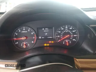2017 Kia Cadenza Premium z VIN KNALB4J17H5066255, wystawiony jako Copart lot #50969525 z przebiegiem 101 690 mil mil oraz Szkoda całkowita • Salvage title. Historia ofert i sprzedaży dostępna na DreamBid. Obrazek 9.