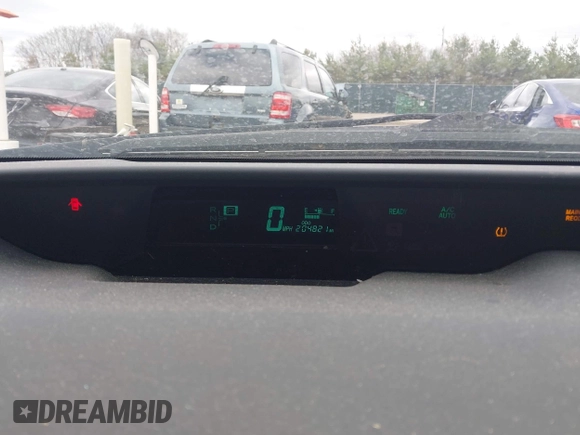 2007 Toyota Prius z VIN JTDKB20U977666406, wystawiony jako IAAI lot #42081233 z przebiegiem Nie podano mil oraz . Historia ofert i sprzedaży dostępna na DreamBid. Obrazek 7.