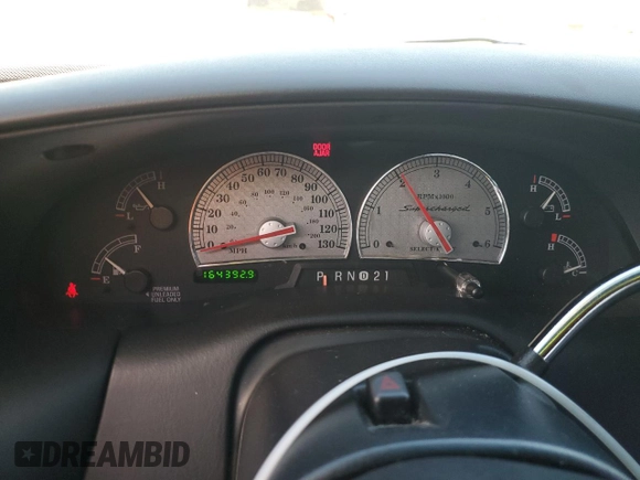 2002 Ford F-150 Harley Davidson with VIN 1FTRW07372KD29243, listed as a Copart auction lot 42972905 with 164,392 mi miles and Salvage Title. Bid and sale history available at carsss.com. Image 9.