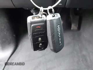 2021 Ram 1500 Tradesman z VIN 1C6RRFCGXMN714260, wystawiony jako IAAI lot #41866420 z przebiegiem 109 281 mil mil oraz . Historia ofert i sprzedaży dostępna na DreamBid. Obrazek 11.