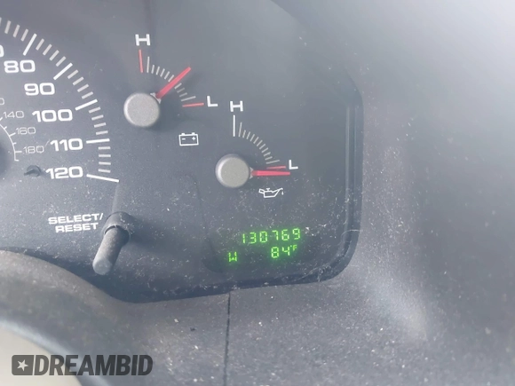 2003 Ford Expedition Special Service z VIN 1FMPU16L93LB75064, wystawiony jako IAAI lot #42558257 z przebiegiem 130 769 mil mil oraz . Historia ofert i sprzedaży dostępna na DreamBid. Obrazek 7.