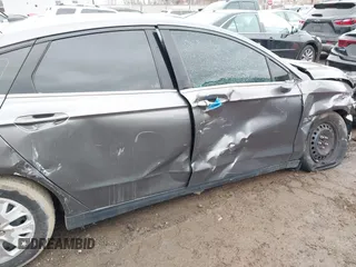 2014 Ford Fusion S с VIN 3FA6P0G79ER170508, выставлен на аукционе IAAI как лот 41705716 с пробегом 169 278 миль миль и . История ставок и продаж доступна на DreamBid. Изображение 17.