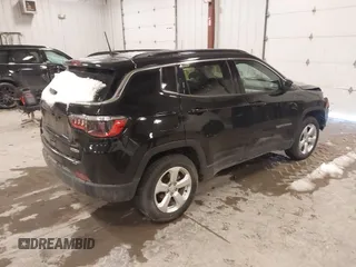 2022 Jeep Compass Latitude with VIN 3C4NJDBB5NT134974, listed as a IAAI auction lot 41379076 with 66,433 mi miles and . Bid and sale history available at DreamBid. Image 4.