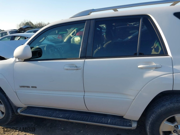2004 Toyota 4Runner Limited with VIN JTEBT17R840040628, listed as a IAAI auction lot 41764159 with 165,096 mi miles. Bid and sale history available at carsss.com. Image 14.