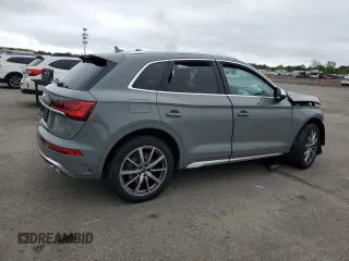2021 Audi SQ5 Premium Plus z VIN WA1B4AFY5M2047724, wystawiony jako Copart lot #57901925 z przebiegiem Nie podano mil oraz Szkody całkowita. Historia ofert i sprzedaży dostępna na DreamBid. Obrazek 3.