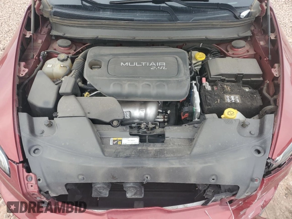 2015 Jeep Cherokee Sport z VIN 1C4PJLAB5FW677015, wystawiony jako Copart lot #58986705 z przebiegiem 112 446 mil mil oraz Szkoda całkowita • Salvage title. Historia ofert i sprzedaży dostępna na DreamBid. Obrazek 12.