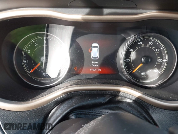 2015 Jeep Cherokee Limited with VIN 1C4PJLDS8FW516802, listed as a IAAI auction lot 41486920 with 110,911 mi miles and . Bid and sale history available at DreamBid. Image 7.