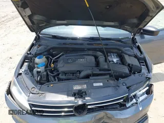 2015 Volkswagen Jetta SE with VIN 3VWD07AJ4FM353782, listed as a IAAI auction lot 42544354 with 195,457 mi miles and . Bid and sale history available at DreamBid. Image 10.