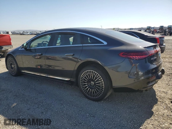 2022 Mercedes-Benz EQS 450+ z VIN W1KCG2DB2NA014795, wystawiony jako Copart lot #57669685 z przebiegiem Nie podano mil oraz Szkoda całkowita • Salvage title. Historia ofert i sprzedaży dostępna na DreamBid. Obrazek 2.
