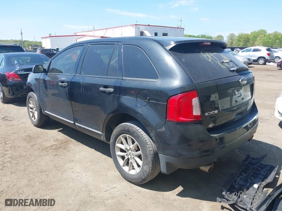 2014 Ford Edge SE with VIN 2FMDK3GC0EBA81029, listed as a IAAI auction lot 40851638 with 110,477 mi miles. Bid and sale history available at carsss.com. Image 3.