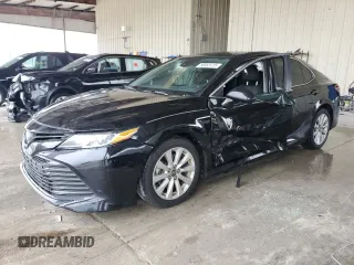 2020 Toyota Camry LE with VIN 4T1C11AK0LU937052, listed as a Copart auction lot 88958725 with 85,727 mi miles and Non Repairable. Bid and sale history available at carsss.com. Image 1.