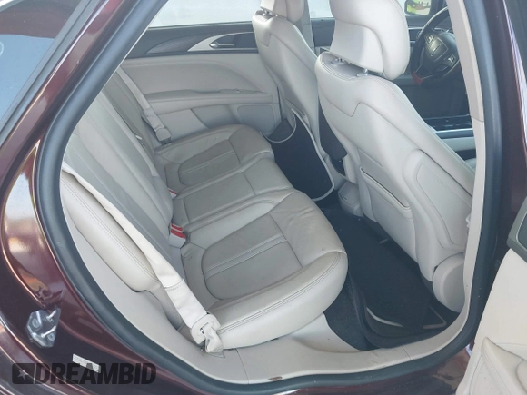 2017 Lincoln MKZ Select with VIN 3LN6L5C98HR600572, listed as a IAAI auction lot 39682039 with 89,283 mi miles. Bid and sale history available at carsss.com. Image 8.