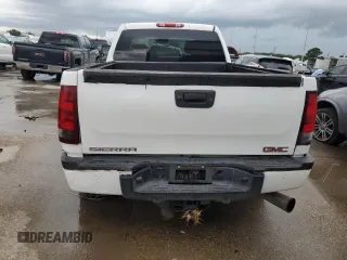 2011 GMC Sierra 3500HD DRW Denali z VIN 1GT426C84BF248011, wystawiony jako Copart lot #60469315 z przebiegiem 297 437 mil mil oraz Szkoda całkowita • Salvage title. Historia ofert i sprzedaży dostępna na DreamBid. Obrazek 6.