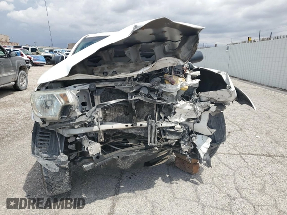 2015 Toyota Tacoma z VIN 3TMLU4EN3FM194963, wystawiony jako Copart lot #54074415 z przebiegiem 170 864 mil mil oraz Szkoda całkowita • Salvage title. Historia ofert i sprzedaży dostępna na DreamBid. Obrazek 5.