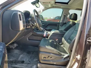 2016 GMC Sierra 1500 Denali z VIN 3GTU2PEC9GG285360, wystawiony jako Copart lot #58137055 z przebiegiem 94 719 mil mil oraz Szkoda całkowita • Salvage title. Historia ofert i sprzedaży dostępna na DreamBid. Obrazek 7.