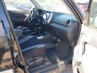 2005 Toyota RAV4 with VIN JTEHD20V156043793, listed as a IAAI auction lot 42061744 with 209,486 mi miles. Bid and sale history available at carsss.com. Image 5.
