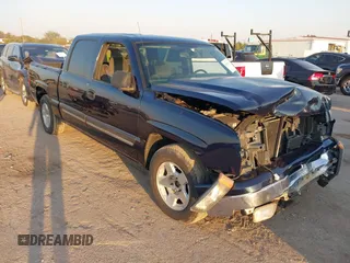2006 Chevrolet Silverado 1500 LT1 with VIN 2GCEC13T961184361, listed as a IAAI auction lot 40544079 with 152,774 mi miles. Bid and sale history available at carsss.com. Image 1.