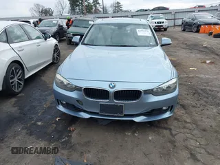 2015 BMW 3 Series 328i xDrive with VIN WBA3B5C56FF961927, listed as a IAAI auction lot 41555578 with 118,730 mi miles and . Bid and sale history available at DreamBid. Image 12.