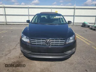 2015 Volkswagen Passat SEL Premium with VIN 1VWCT7A32FC120814, listed as a Copart auction lot 65181865 with 237,031 mi miles and Clean title. Bid and sale history available at DreamBid. Image 5.