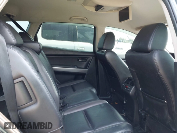 2010 Mazda CX-9 Grand Touring z VIN JM3TB3MV4A0203836, wystawiony jako IAAI lot #42411460 z przebiegiem 156 327 mil mil oraz . Historia ofert i sprzedaży dostępna na DreamBid. Obrazek 8.