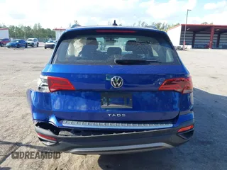 2023 Volkswagen Taos S z VIN 3VVCX7B29PM362983, wystawiony jako IAAI lot #42079717 z przebiegiem 24 408 mil mil oraz . Historia ofert i sprzedaży dostępna na DreamBid. Obrazek 17.