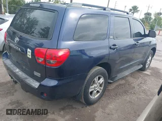 2008 Toyota Sequoia SR5 with VIN 5TDBY64A38S004334, listed as a IAAI auction lot 41710534 with 278,748 mi miles. Bid and sale history available at carsss.com. Image 4.