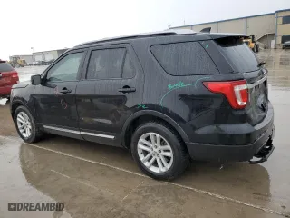 2016 Ford Explorer XLT with VIN 1FM5K7D88GGB51464, listed as a Copart auction lot 51342845 with 185,373 mi miles and Salvage Title. Bid and sale history available at carsss.com. Image 2.