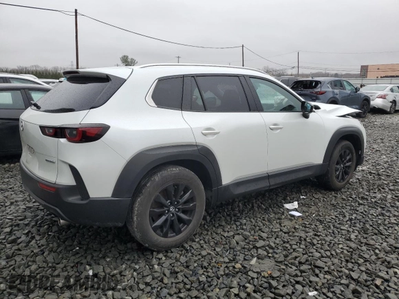 2023 Mazda CX-50 S Preferred Plus z VIN 7MMVABCM1PN108475, wystawiony jako Copart lot #51808585 z przebiegiem 23 331 mil mil oraz Szkoda całkowita • Salvage title. Historia ofert i sprzedaży dostępna na DreamBid. Obrazek 3.
