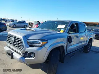 2020 Toyota Tacoma 2WD SR5 with VIN 3TMAZ5CN2LM120124, listed as a IAAI auction lot 41720985 with 79,801 mi miles. Bid and sale history available at carsss.com. Image 6.