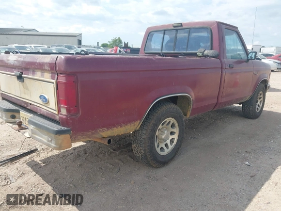 1992 Ford Ranger with VIN 1FTCR10A0NUA56005, listed as a IAAI auction lot 42005067 with 3,439 mi miles. Bid and sale history available at carsss.com. Image 4.